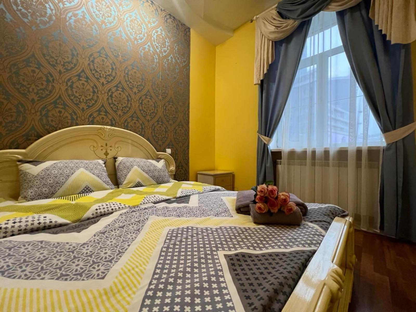 Apartment Near Gulliver Kiev Extérieur photo