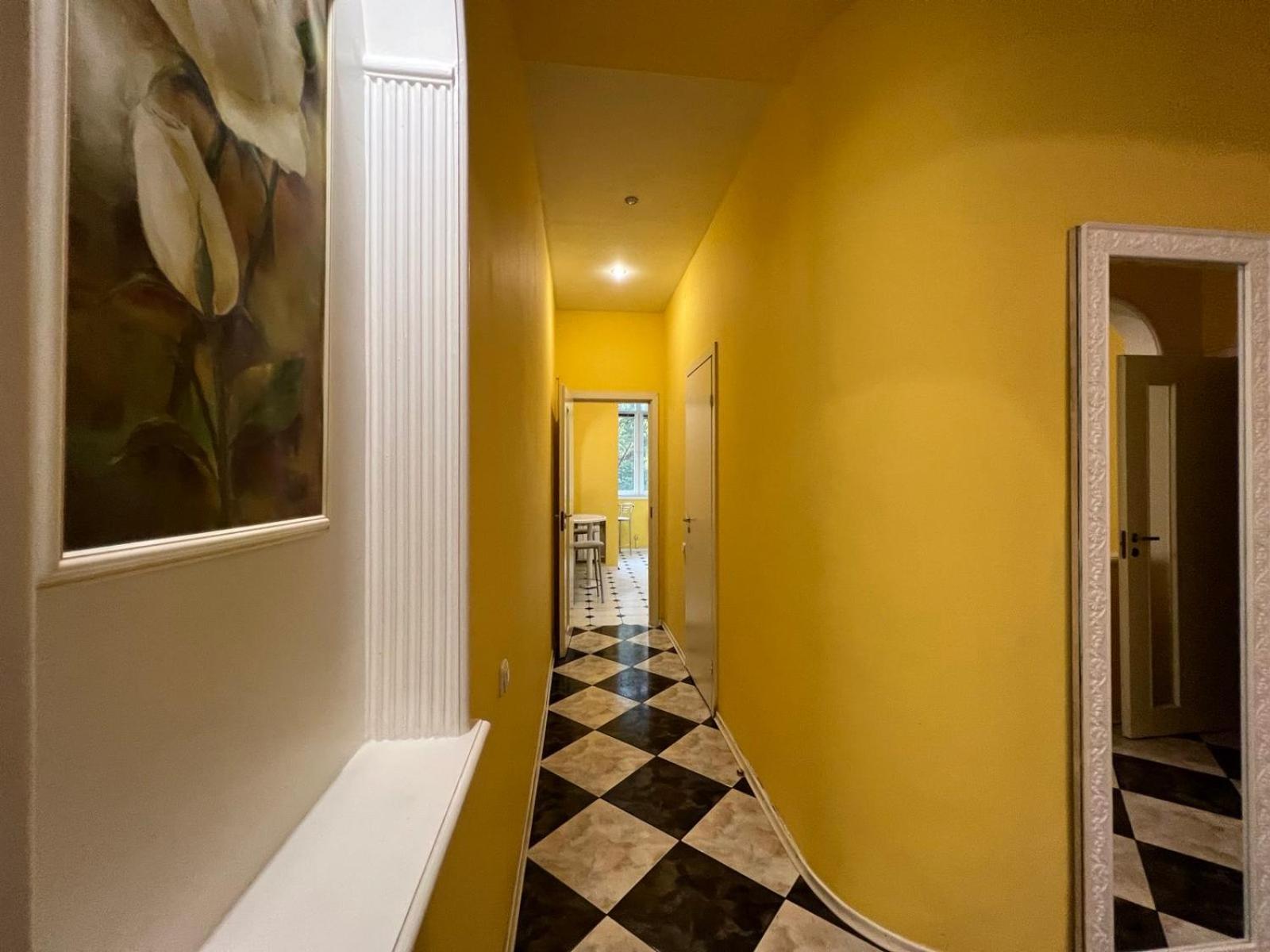 Apartment Near Gulliver Kiev Extérieur photo
